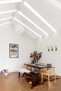 Insulated-with-Smooth-Profile-White-Bay-Ceiling-Colour